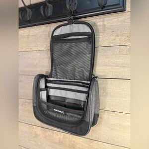 SwissGear Toiletry Bag Black Gray Travel Organizer Multi Compartment Case